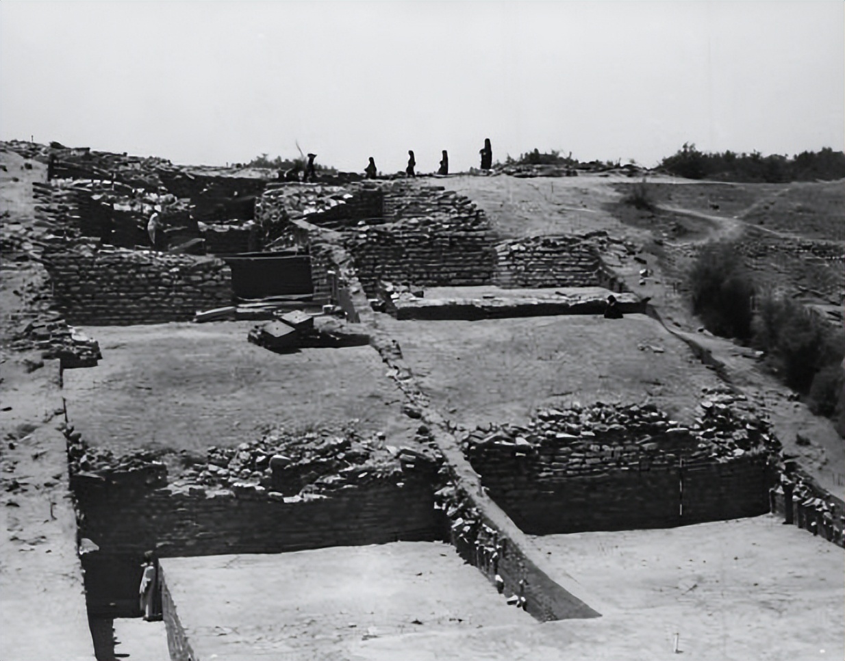 How did the destruction of the Harappan culture in 2600 BC affect