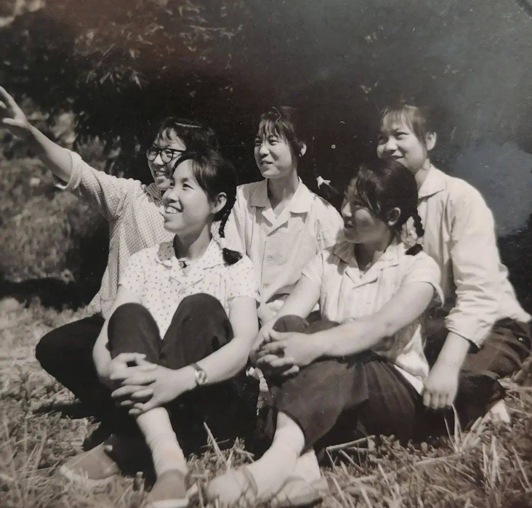 [Red Memories] Memories Deep in the Mountain‖Wang Yuee - iMedia