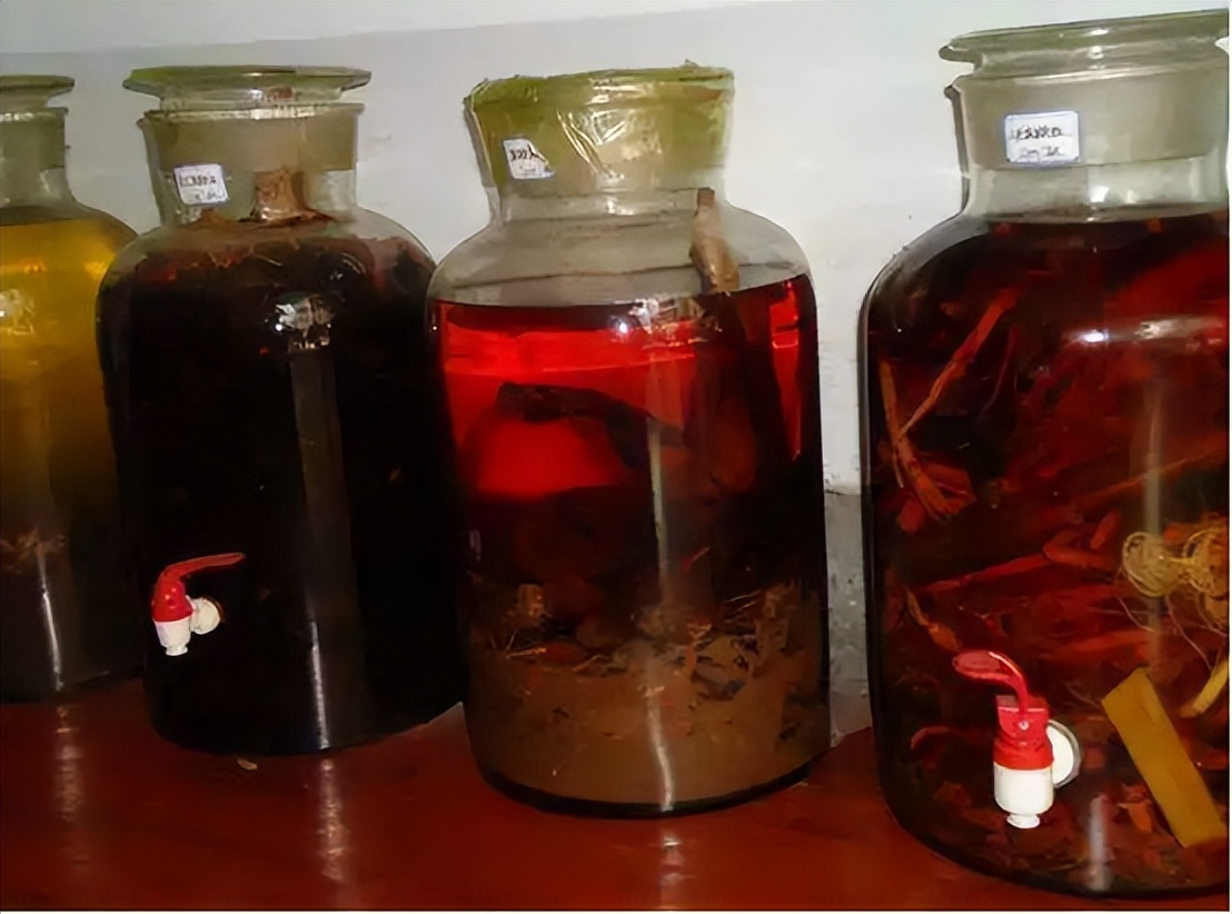 Suggestions for middleaged and elderly people after winter, drink