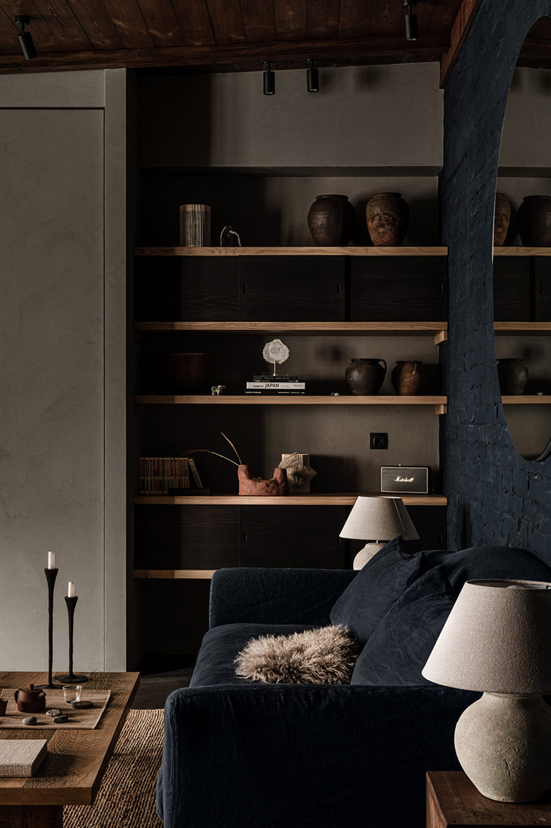 Wabi-sabi style at fashion designer's Kyiv apartment - iNEWS