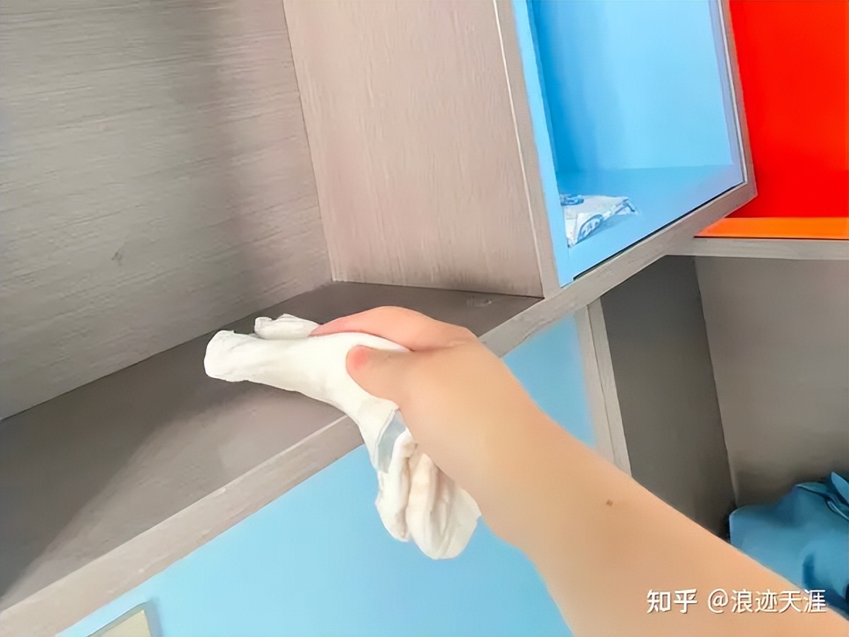 How to remove the smell of furniture in the house The quickest and