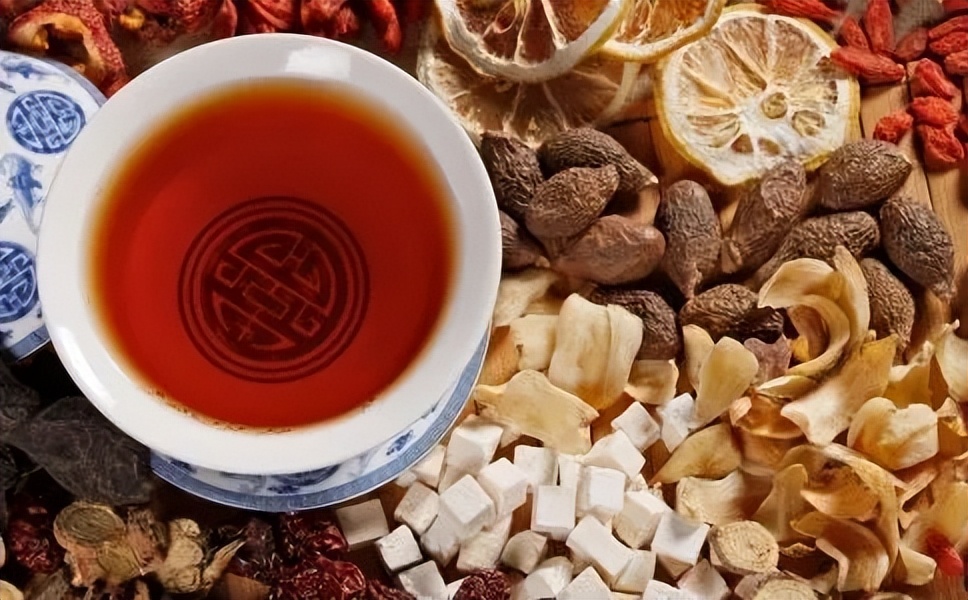 Different syndrome types of intractable insomnia treated by syndrome