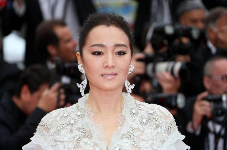 Facts have proved that Gong Li, who accompanied French President Macron ...