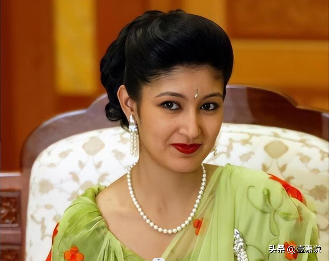 Princess Himati of Nepal Diana of the East, who became a commoner