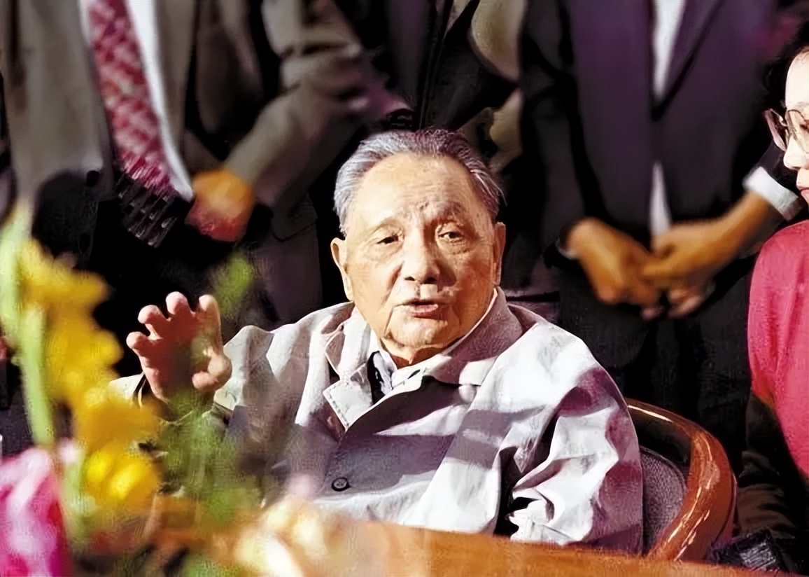 When Deng Xiaoping passed away in 1997, Zhuo Lin wrote to Jiang Zemin ...