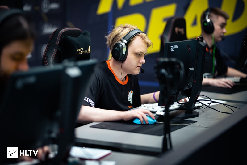 s1mple angrily rebukes VP management: There is no such rough behavior ...