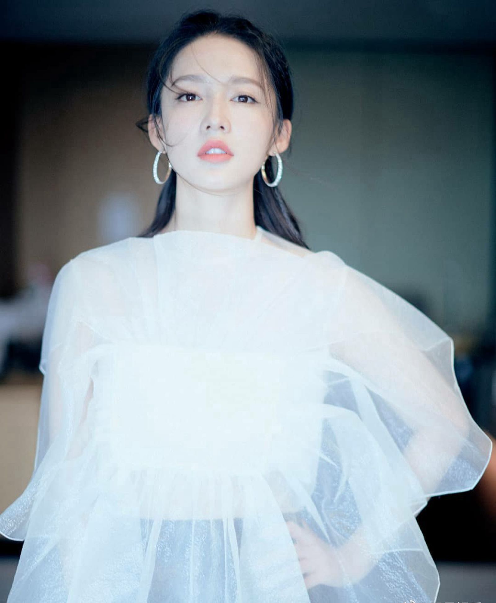 Li Qin's elegant and quiet white gauze skirt - iMedia