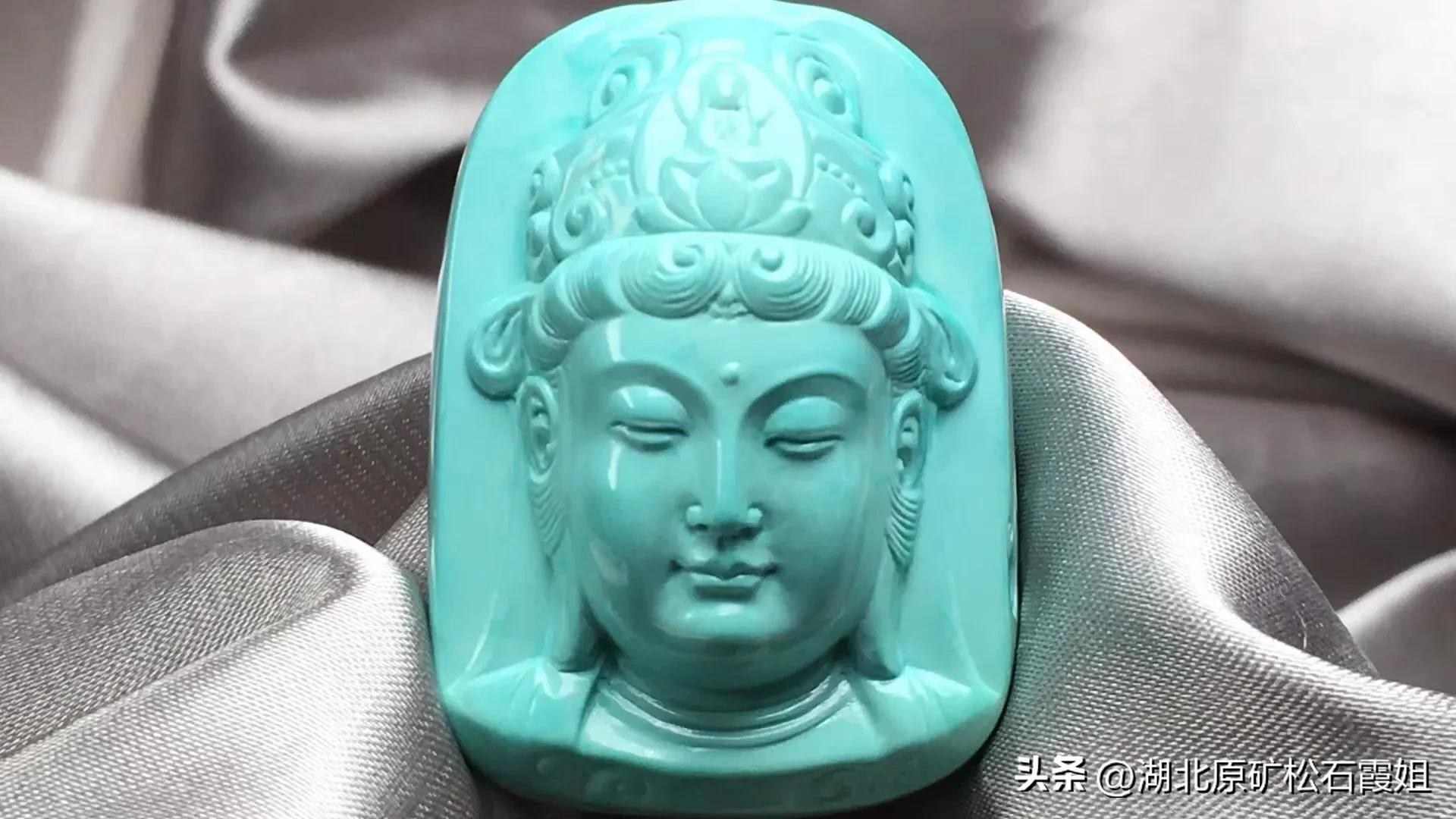 Is turquoise blue and white material worth buying? iNEWS