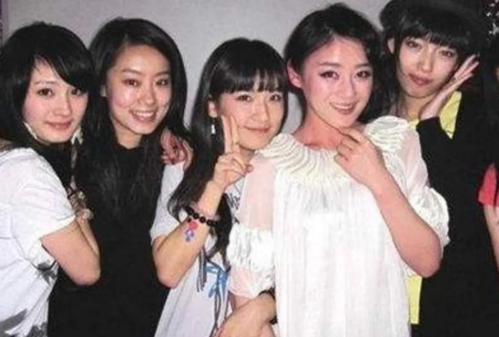 It's really enviable! Zhang Xiaofei and Jia Ling have one person