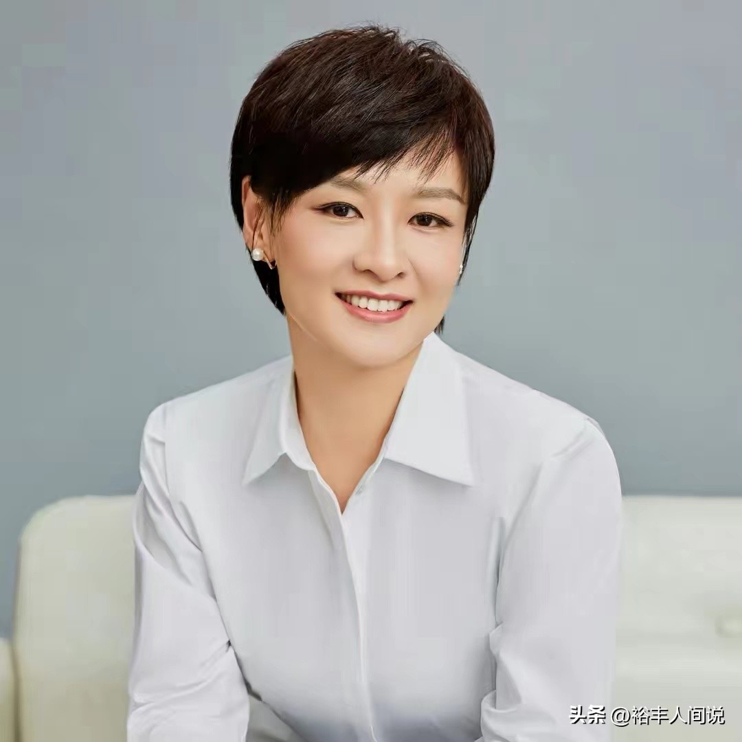 Former CCTV host Li Xiaomeng shared a recent photo of her daughter! At ...
