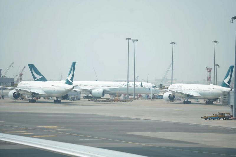 Transit passengers passing through the Hong KongZhuhaiMacao Bridge to