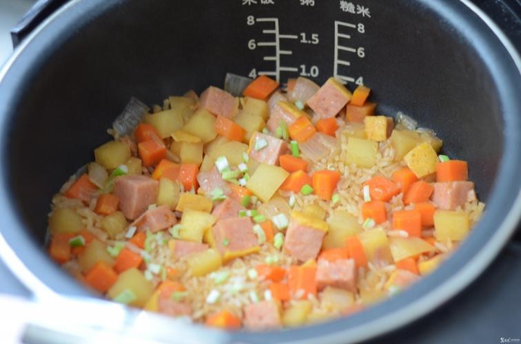 Do you have a rice cooker at home?WHO issues cancer warning iNEWS