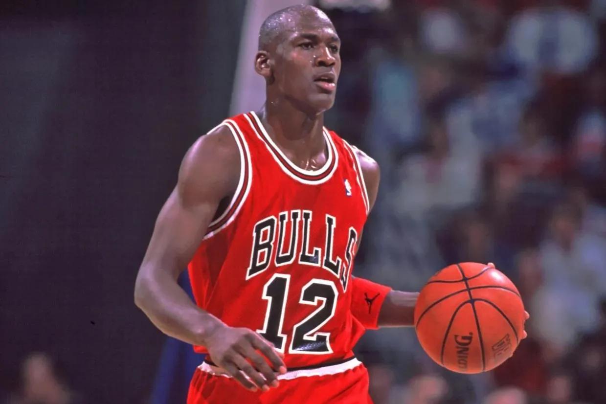 The US media lists only 4 players who have been elected MVP at the