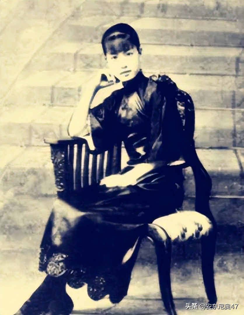 A rare photo of Meng Xiaodong, a famous actress of a generation: bright ...