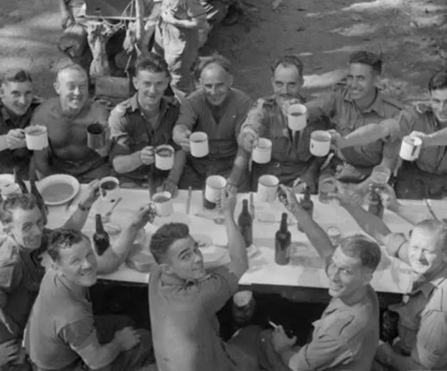 what-did-british-soldiers-in-wwii-eat-bring-your-own-food-for-stews-and