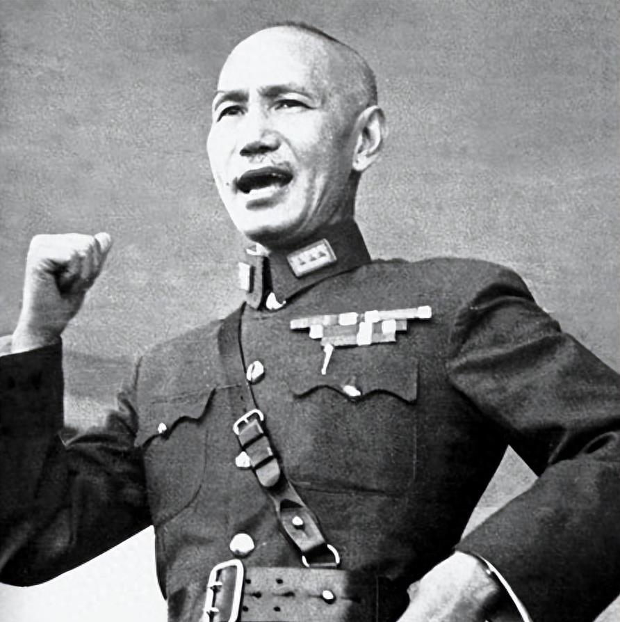 After Zhang Xueliang was released in 1990, a reporter asked him who he ...