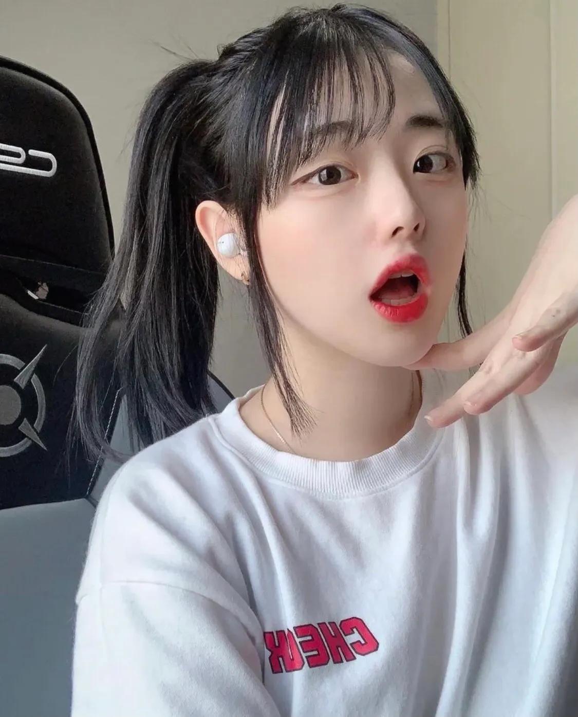 韓 國 蠢 萌 蠢 欲 女 神.張 娜 英 - 資 訊 咖.