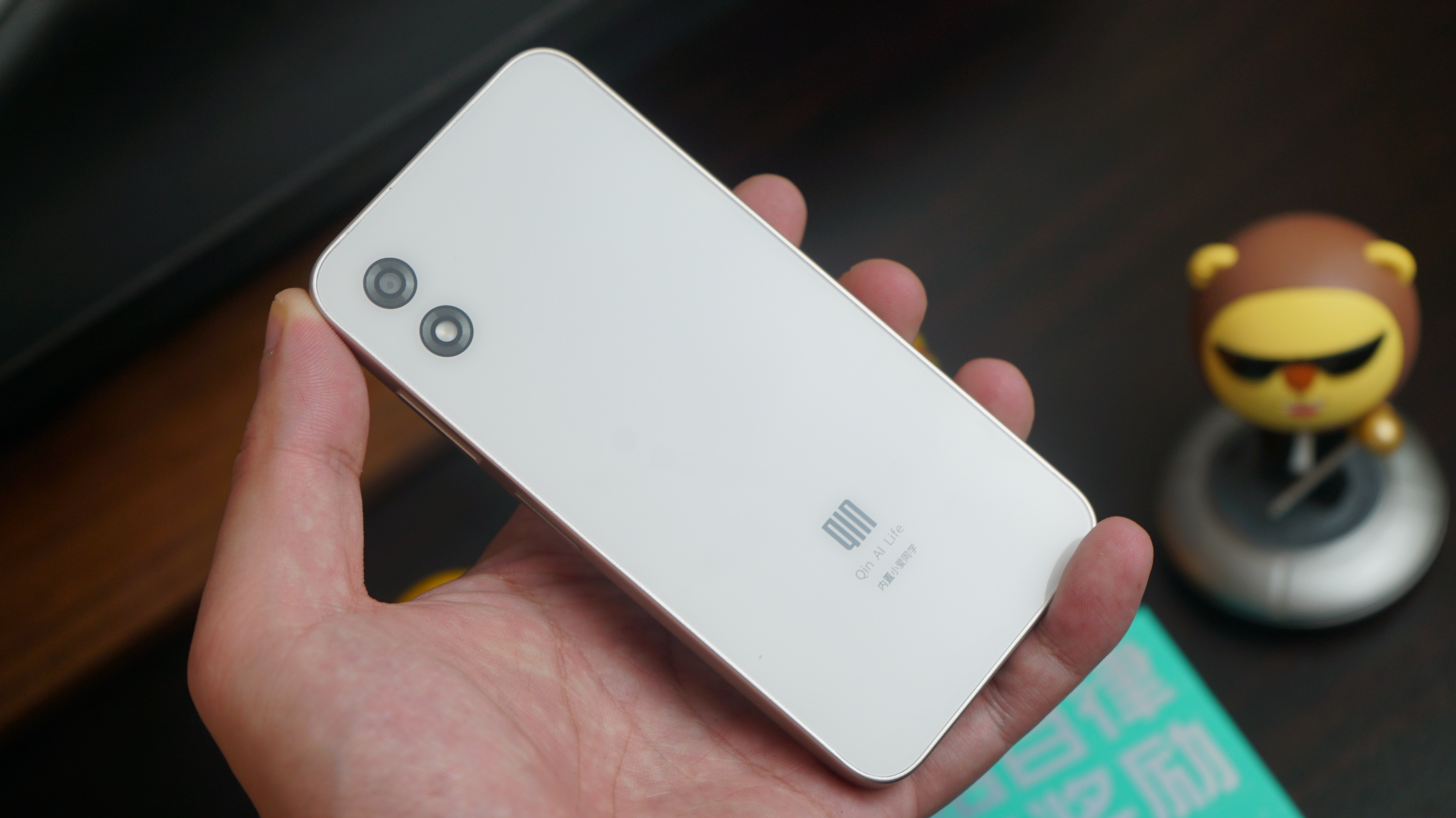 What if the child wants to own a mobile phone? Think about Qin3 ultra