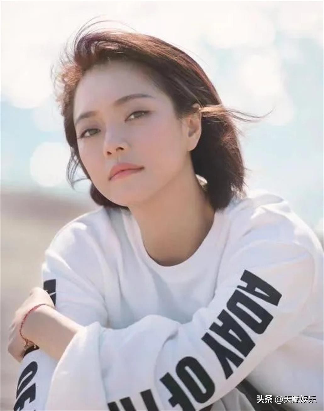 A beautiful photo of film and television actress Yang Qiong in the 38 ...