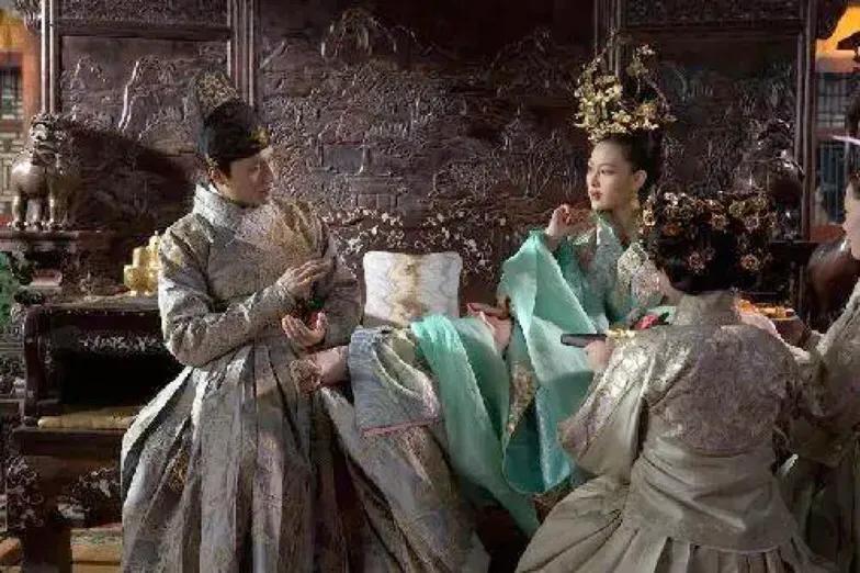 Court: What Eunuchs and Concubines Can't Say - iNEWS