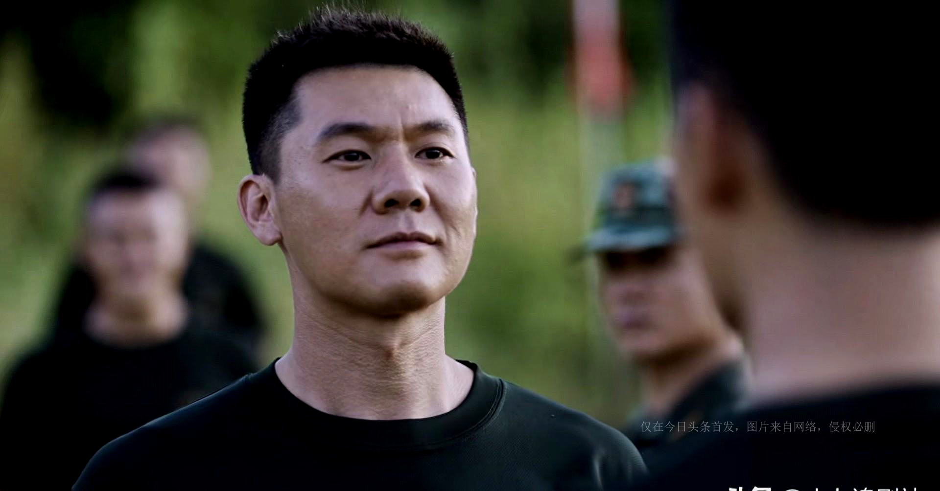 "Special Battle Glory" "Dragon Tiger Dog" three people, why Xiao Fei ...
