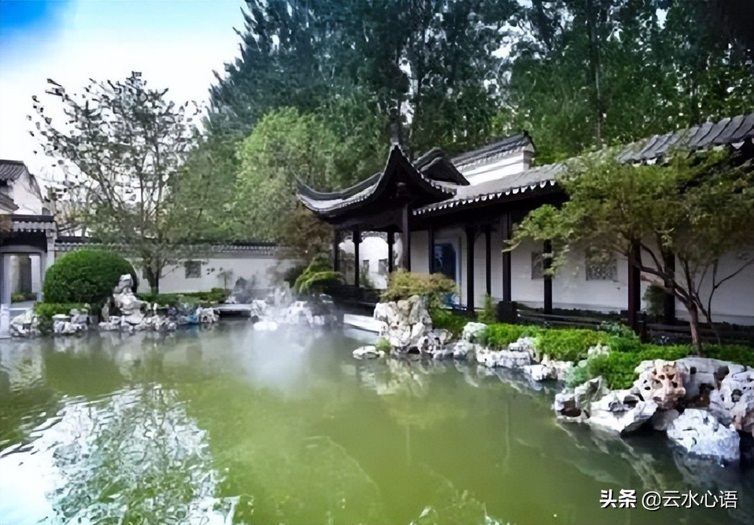 Two vivid Zen poems, with strong Zen meaning, give people a feeling of