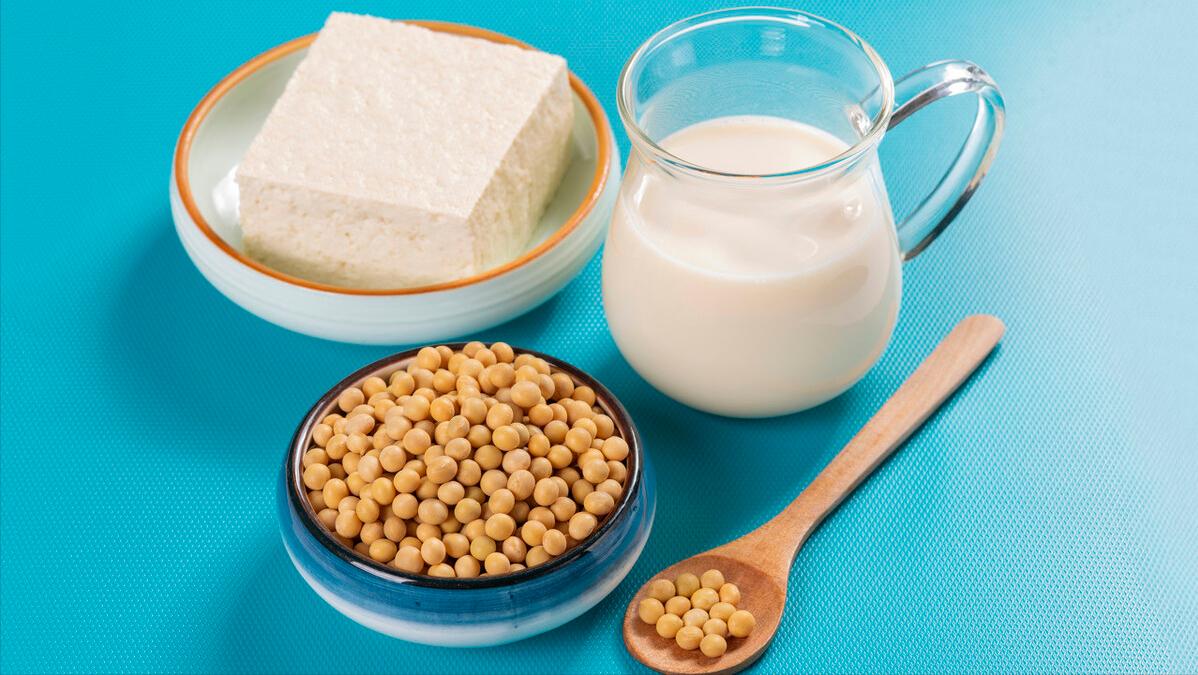 Will eating soybean products such as tofu really aggravate gout and