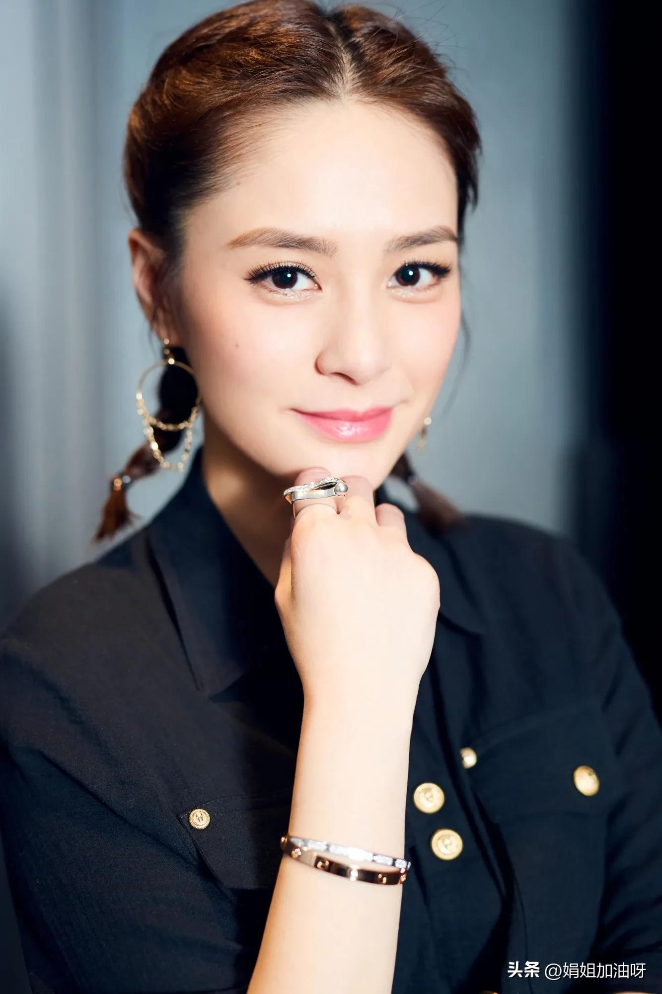 Share pictures, beautiful photo of temperament goddess Zhong Xintong ...