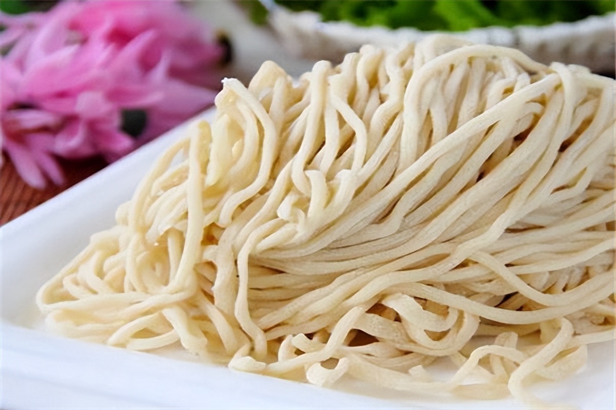 Which is easier to gain weight eating rice or noodles? Expert explanation is coming! iMedia