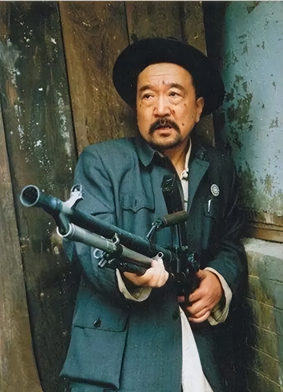 This time, the 76-year-old Li Baotian made the world cry! - iNEWS