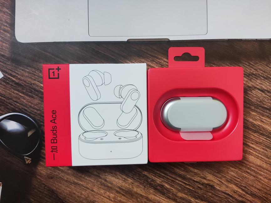 OnePlus Buds Ace: The video and audio of the game are correct, and the ...