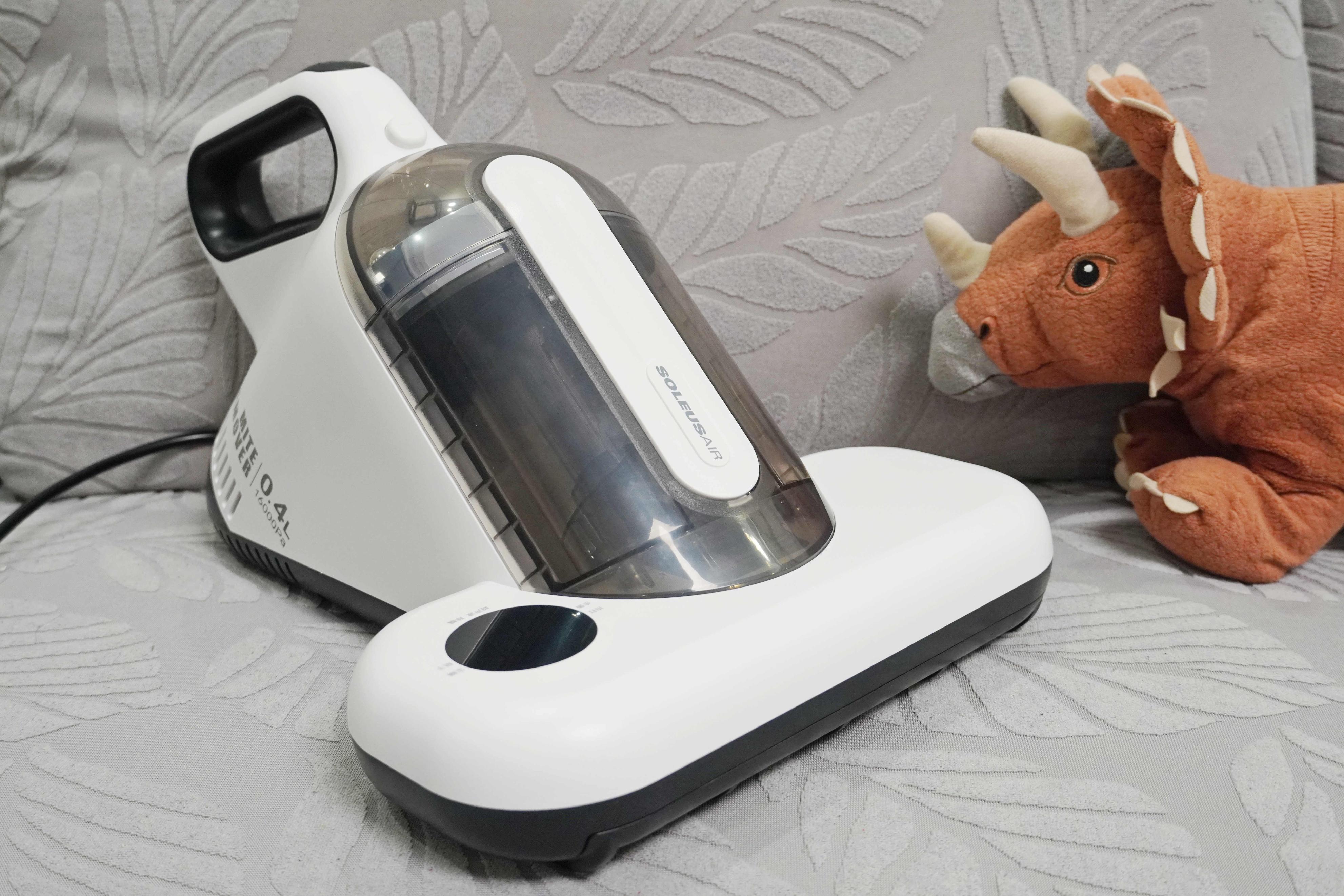 Deep cleaning to remove dust mites, Schuler's smart handheld mite