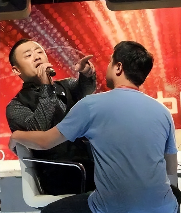 Zhou Libo relied on the talk show to live out the real "joke" Guo ...