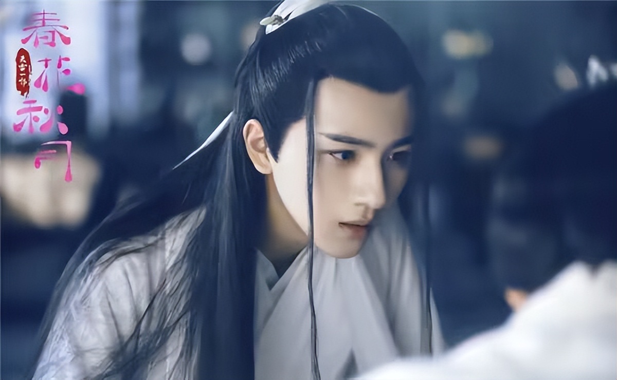 Li Hongyi reintroduces the leading actor in ancient costumes, starring ...