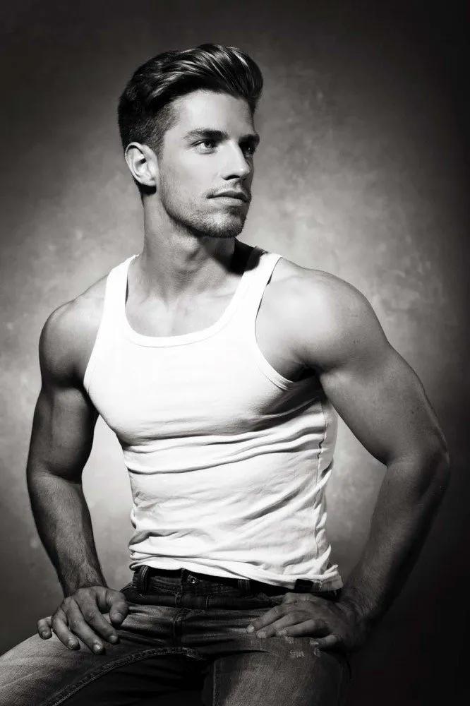 Australian male model fitness enthusiast Ryan Greasley - iNEWS