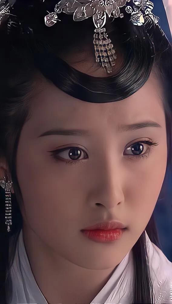 "The Prequel of the Lotus Lantern" Li Xinru" Fairy Chang'e likes to pay