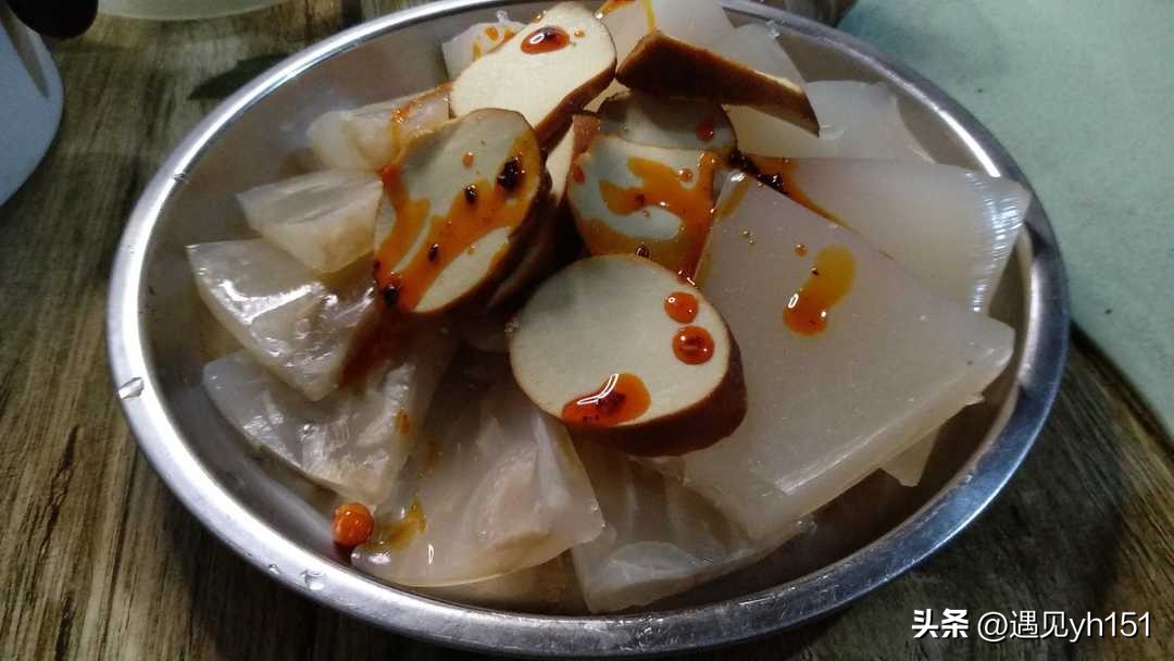 When you don't want to stirfry, just make a plate of meat jelly platter, it's easy and