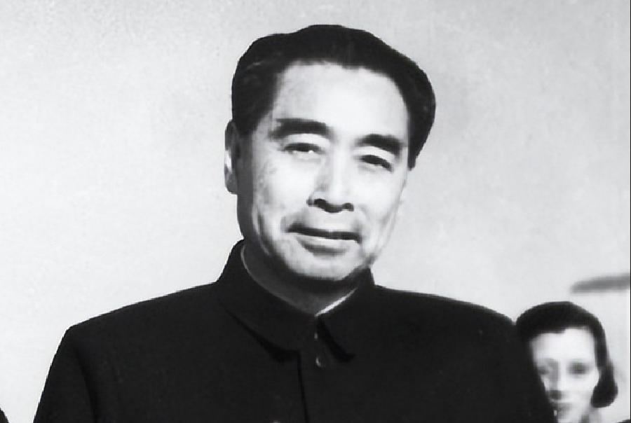 1927年周恩來被捕,審訊他的恰好是他曾經的學生,學生有意放走他 - 頭條匯