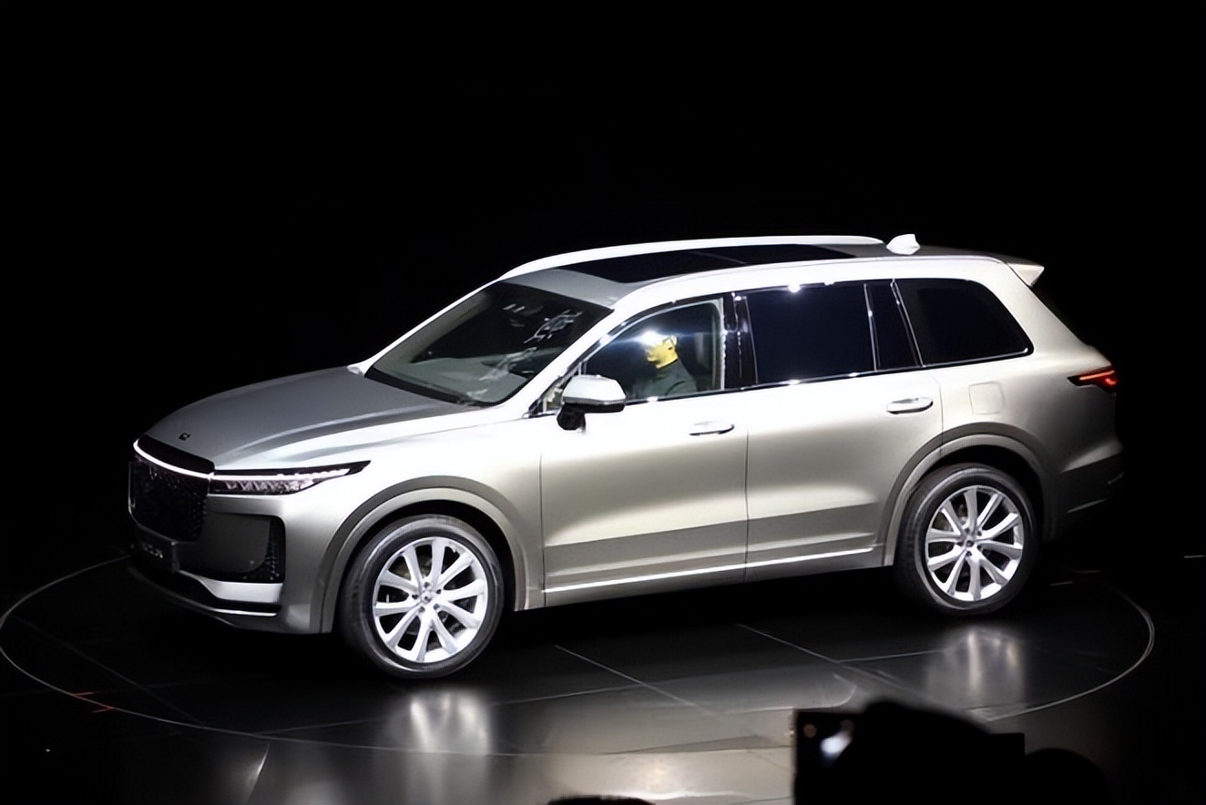 July sales ranking of new forces: Xiaoli Wei wants to reunite? - iNEWS
