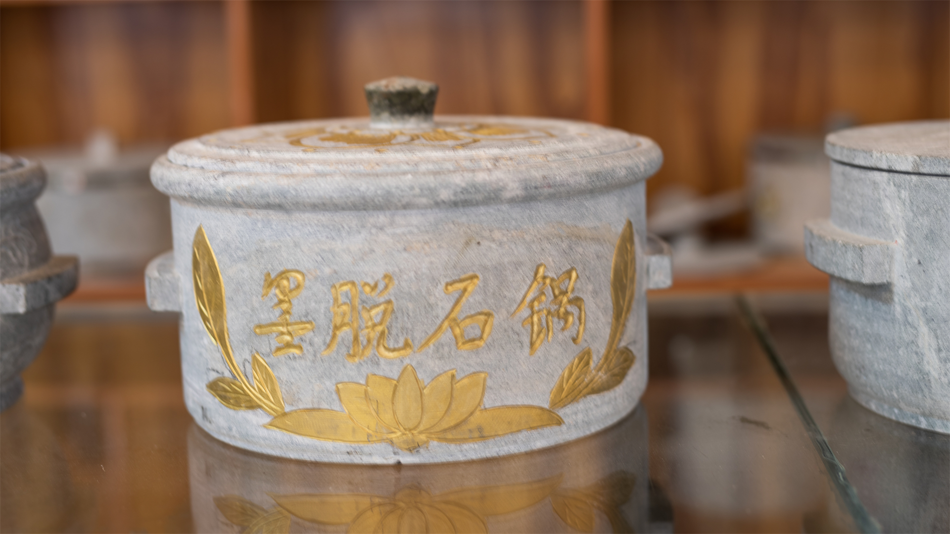 A Stone Pot Produced In Medog, Tibet Made Lulang, And The Reputation Of 