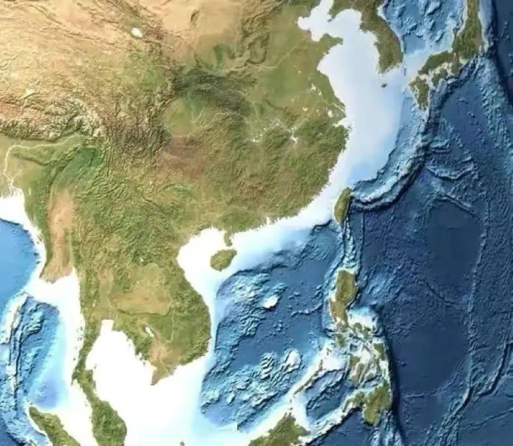 Three-dimensional topographic map of the South China Sea - iNEWS