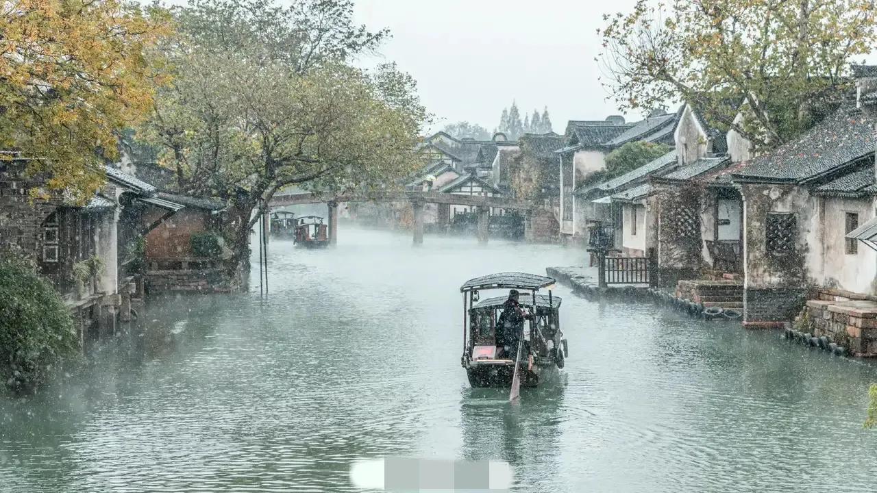 Wang Yibo participated in the Wuzhen Theater Festival and met the first ...