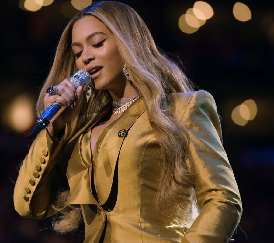 Beyoncé in the Super Heavy Rain: The Combination of Renaissance and ...