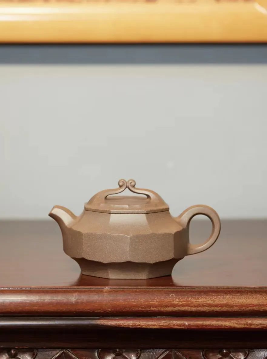 What is the "Three Pots of Zisha"?Everyone who understands the pot