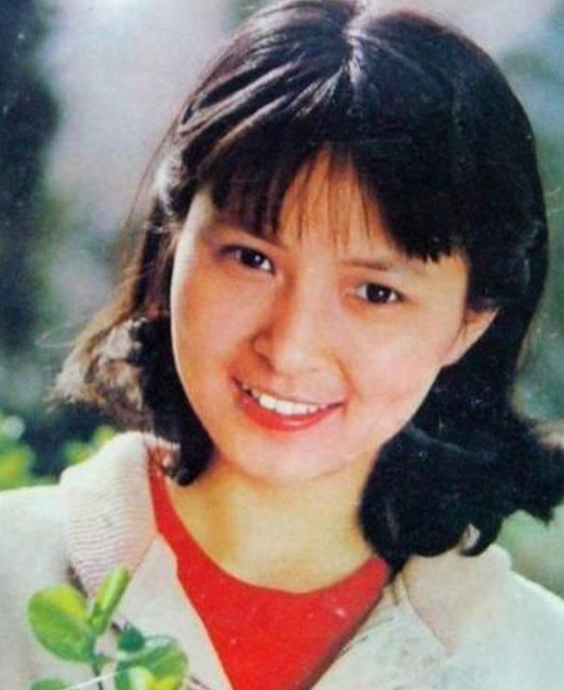 Actor Li Ling: I don't love executives, I love poor families. I married ...