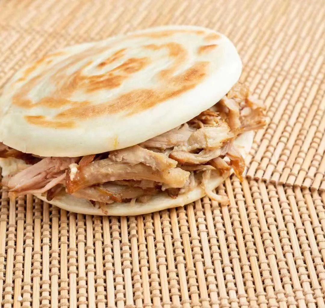 Let me tell you about the types of Xi'an Roujiamo. People who come to ...