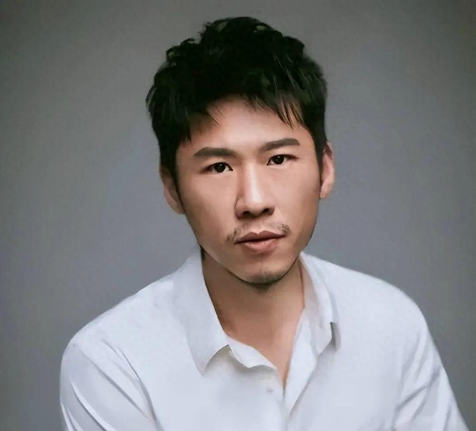 王驍15年逆襲:星二代龍套變影帝,母親曾反對為哪般? - 資訊咖