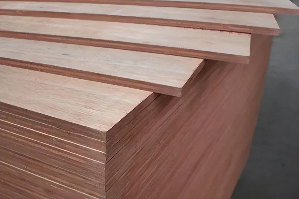 What is the difference between full flame retardant board and semi