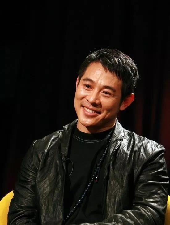 The 60-year-old Jet Li's recent situation is exposed: his face is ...