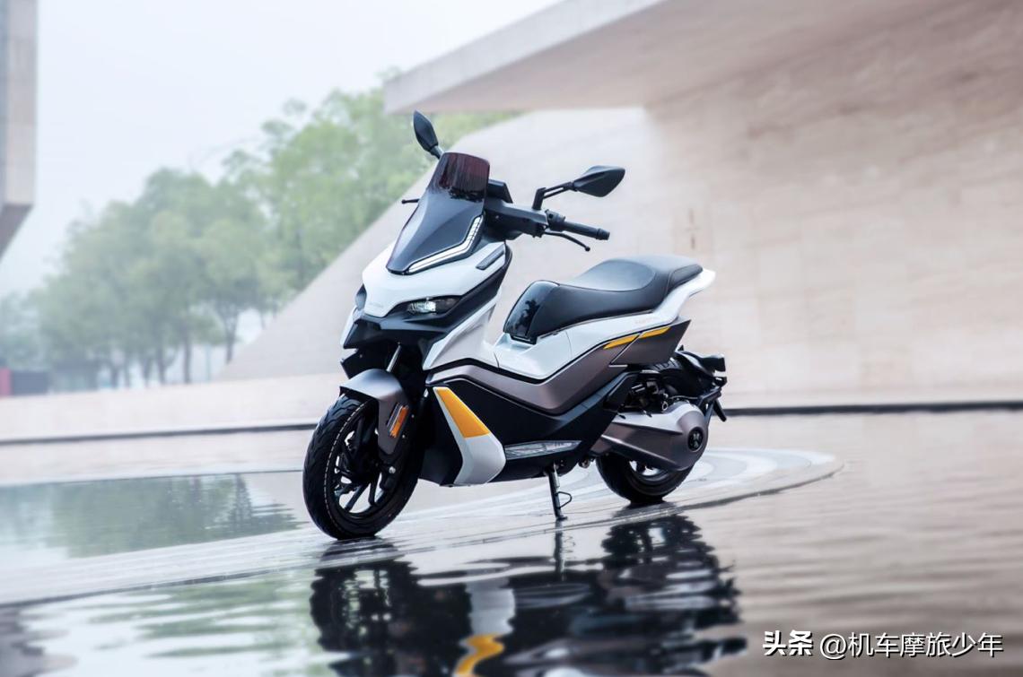 Loncin's first electric motorcycle 